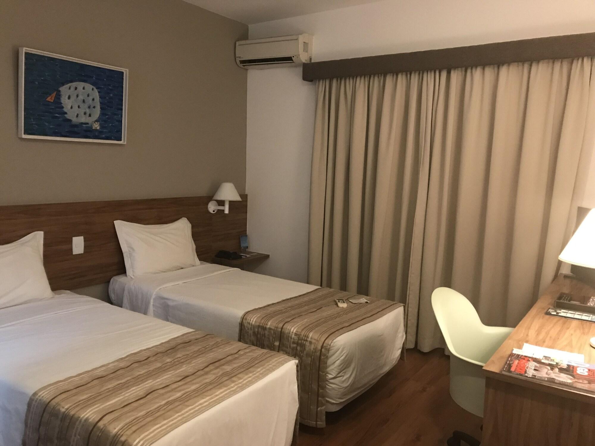 Camacari Plaza Hotel מראה חיצוני תמונה