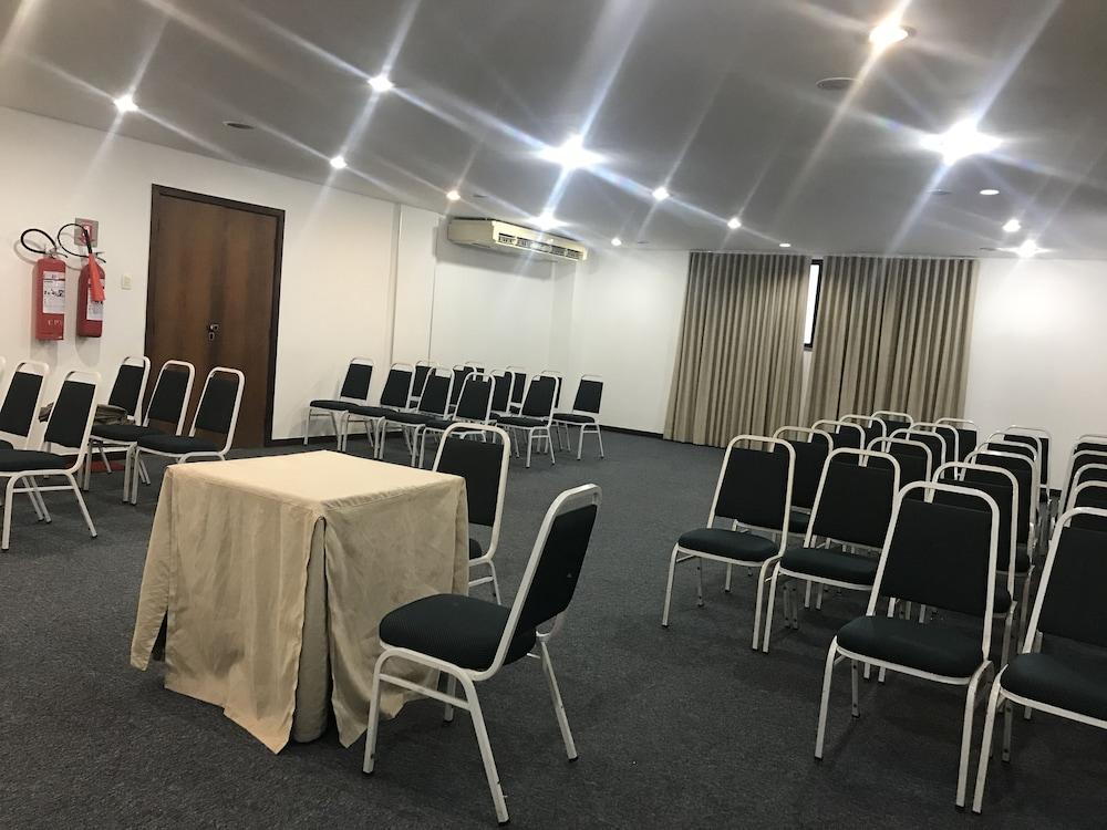 Camacari Plaza Hotel מראה חיצוני תמונה