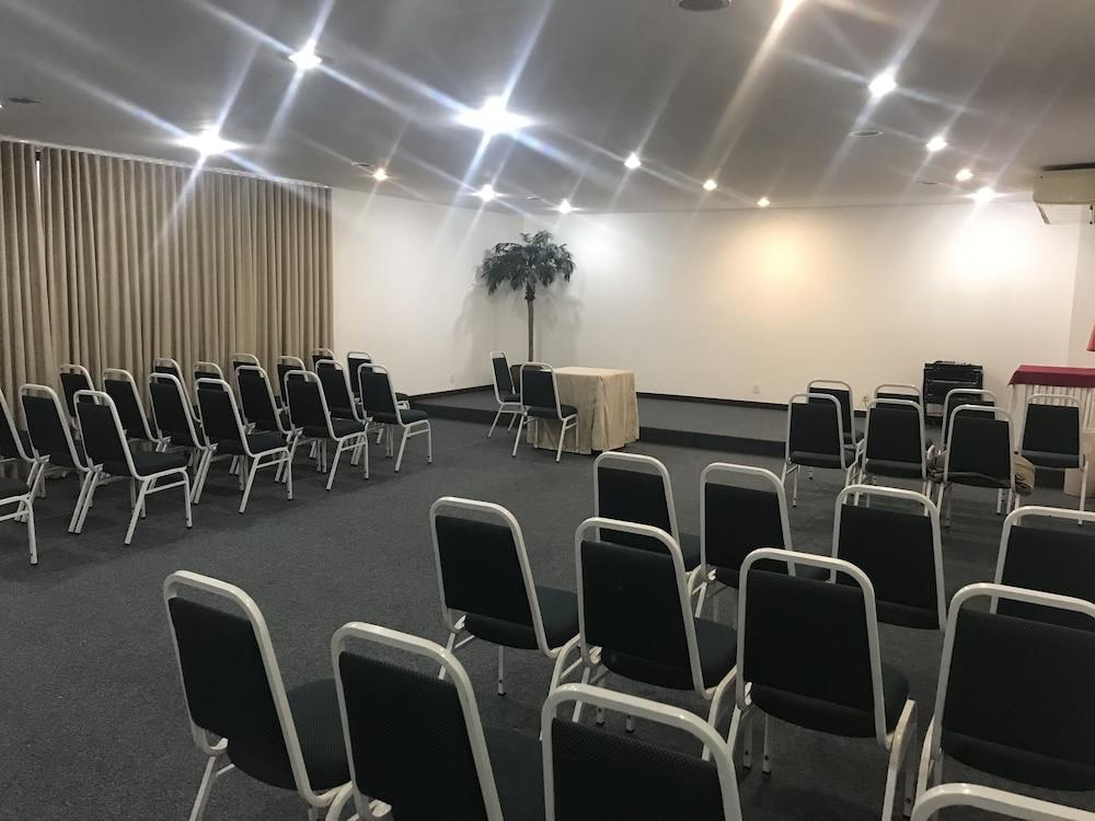 Camacari Plaza Hotel מראה חיצוני תמונה